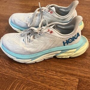 Hokas!! In great condition